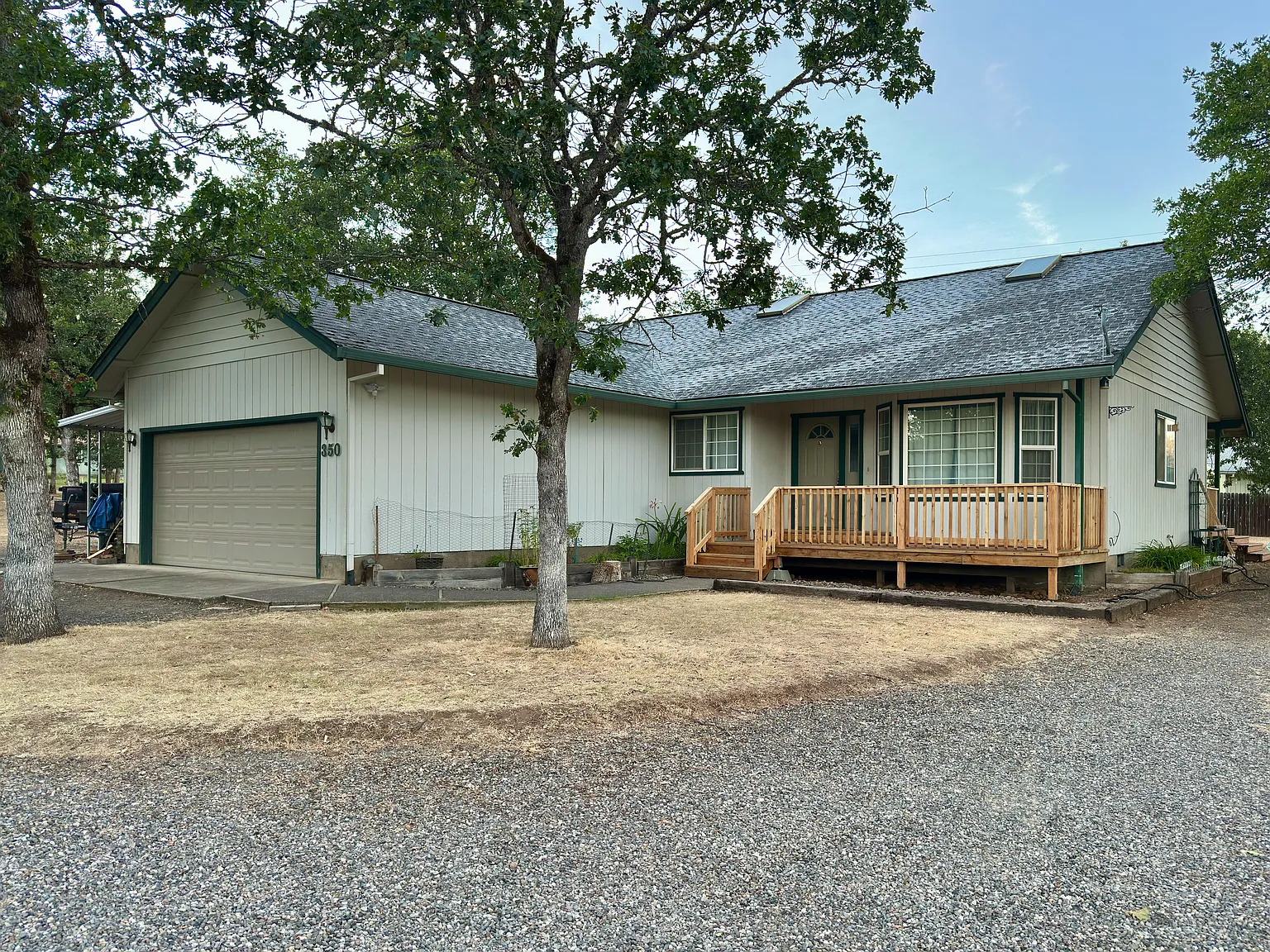 350 Walnut Lane — Photo 2