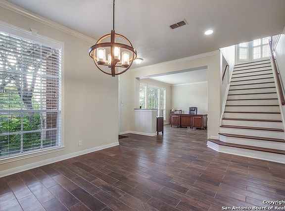 5th image of 2230 Fawnfield Ln