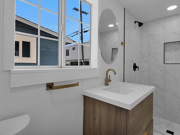 3rd image of 4554-58 North Ave #7