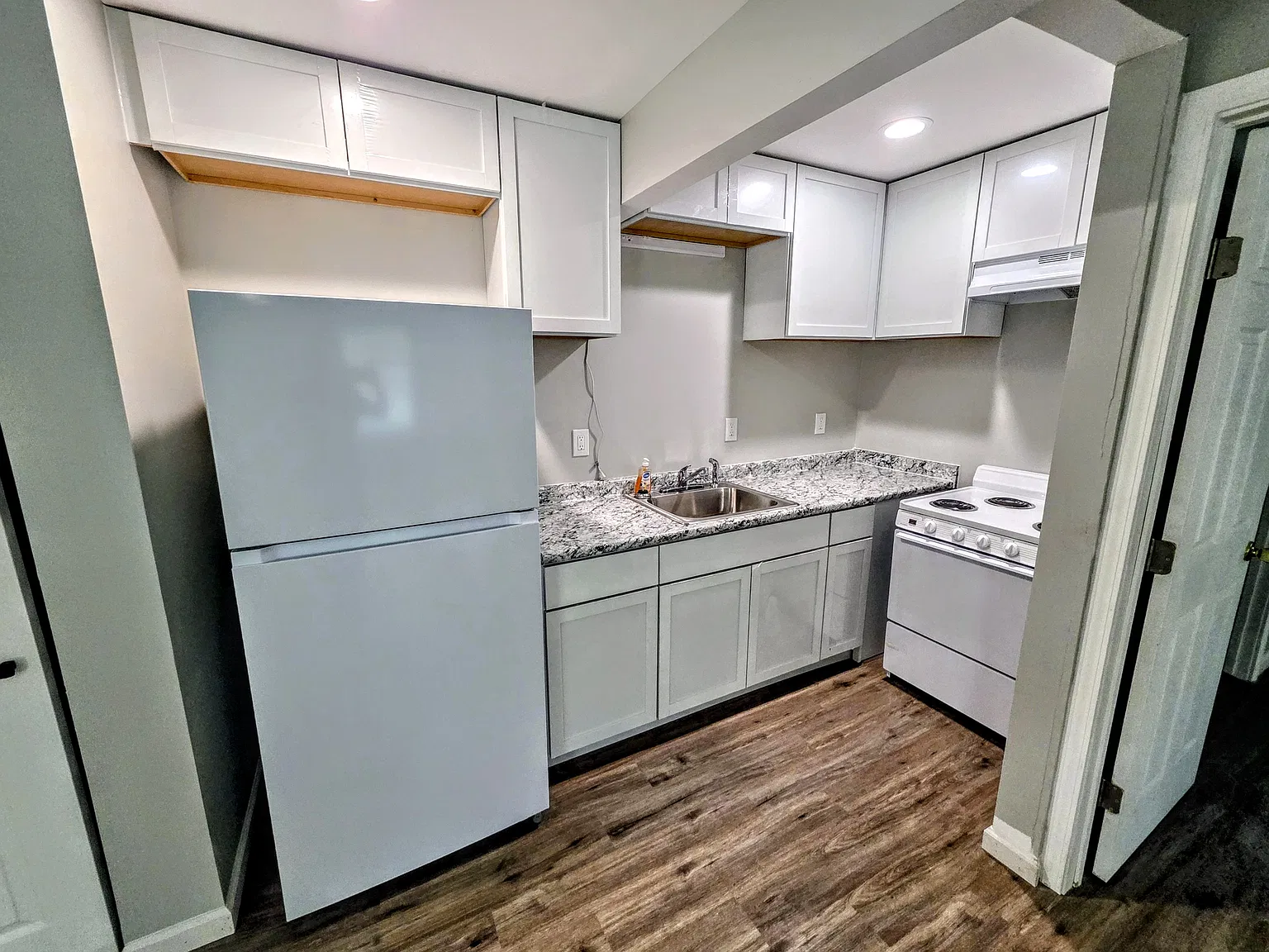 1 bed, $725 — Photo 2