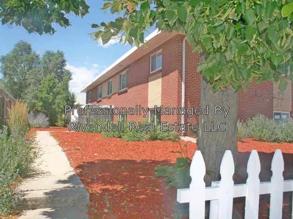2537 Kingston St APT 1, Aurora, CO 80010