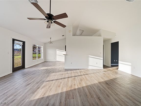 4th image of 18410 Pine Nut Ct