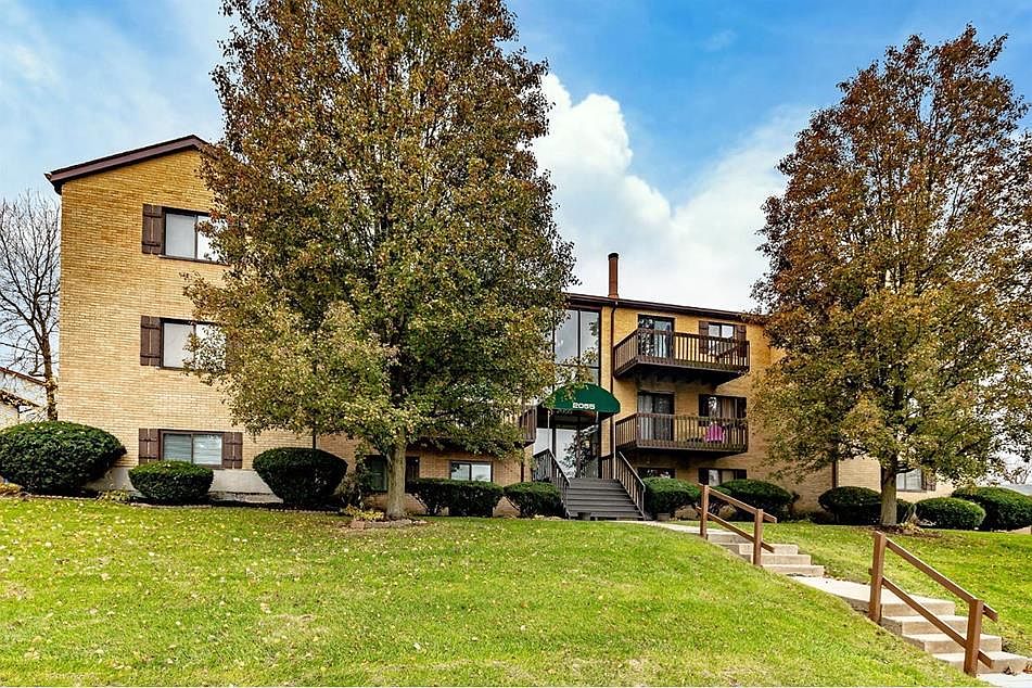 1st image of 2055 Woodtrail Dr