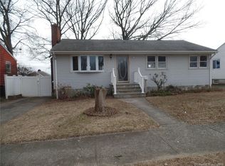 637 Goldenrod Ave, Bridgeport, CT 06606