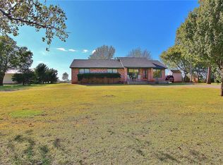 211 S Morgan Rd, Tuttle, OK 73089