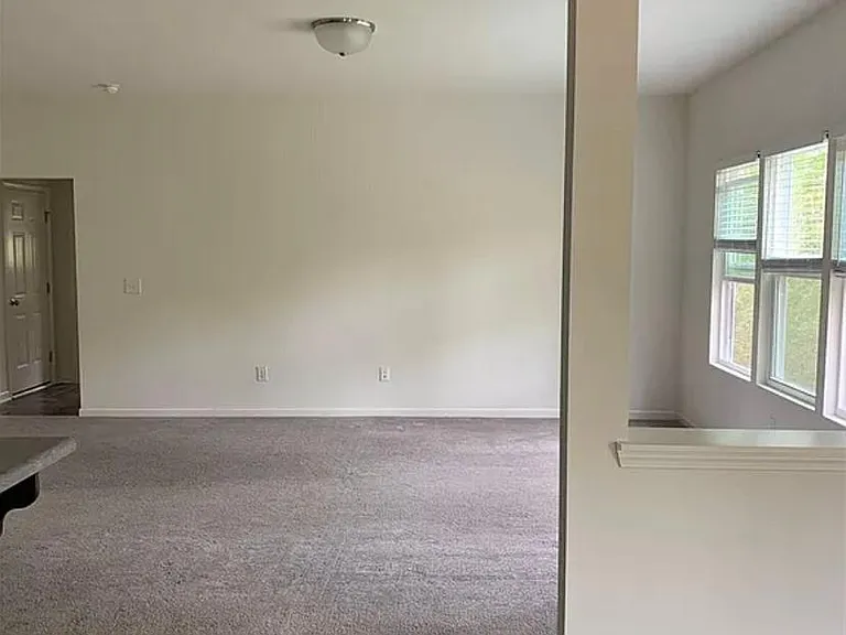 664 Rockbank Loop — Photo 16