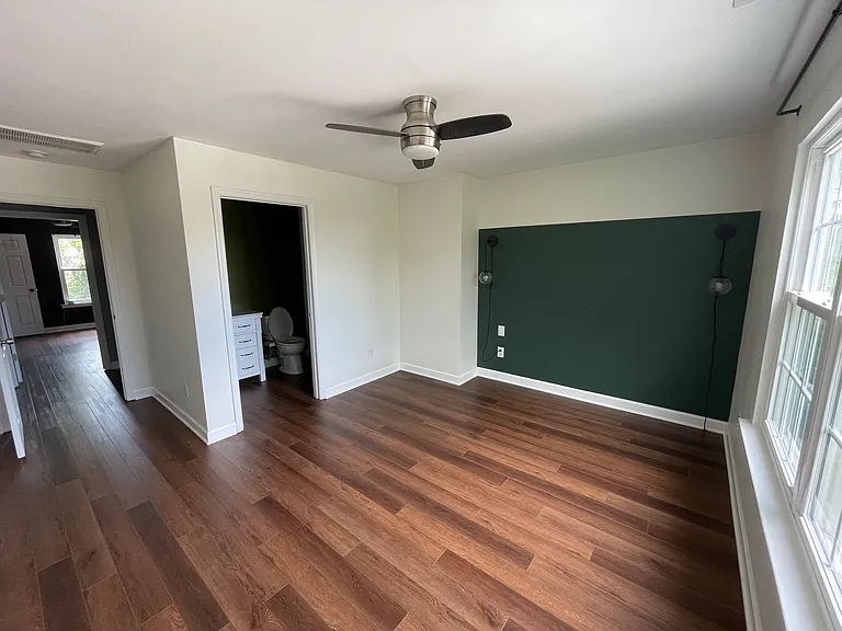 2713A Gear Ave — Photo 6