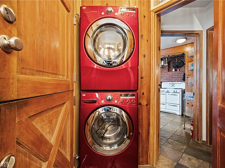 4416 Morella Ave — Photo 22