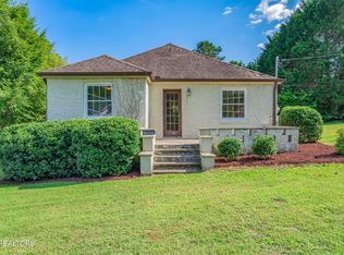 8200 Nubbin Ridge Dr, Knoxville, TN 37919