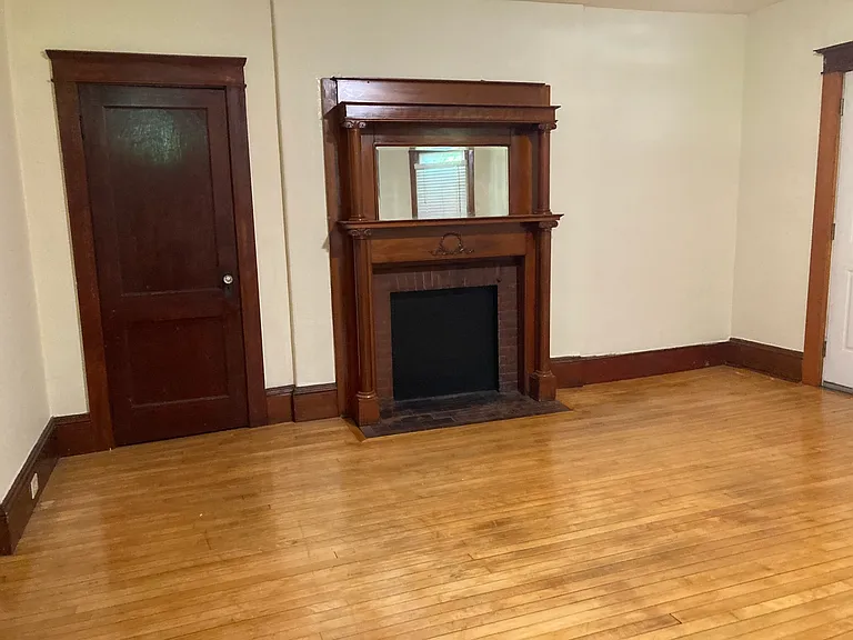 135 Merriam Ave #3 — Photo 6