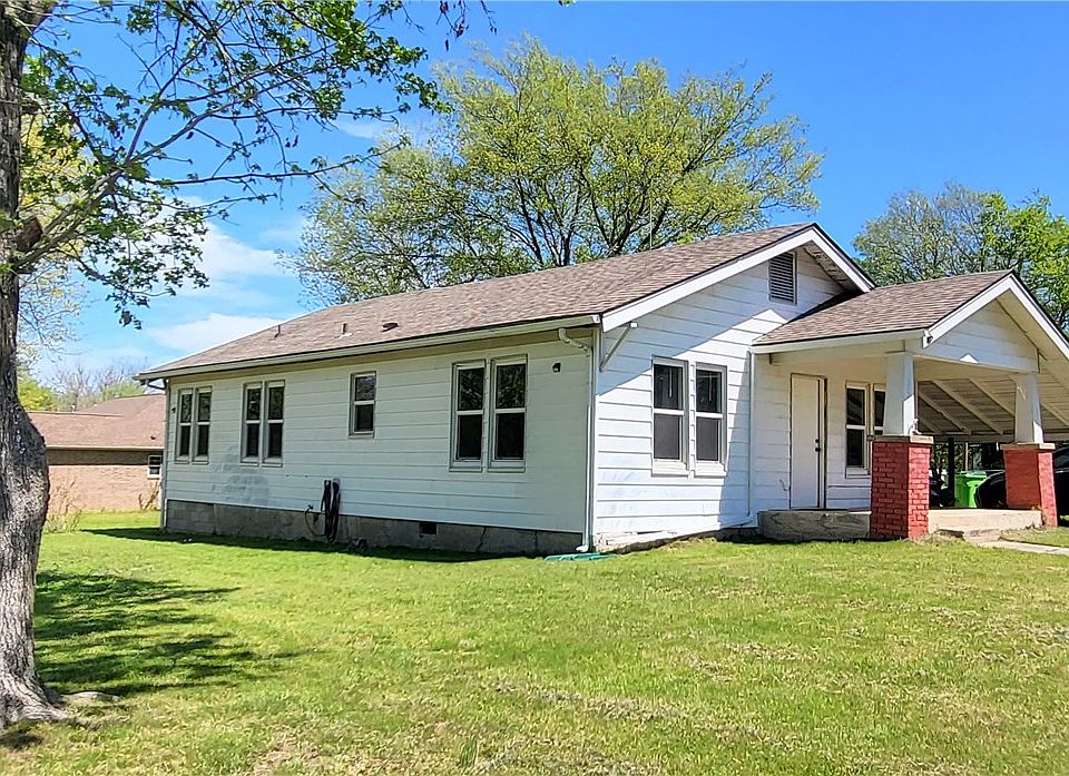 302 N 11th St, Okemah, OK 74859 Zillow