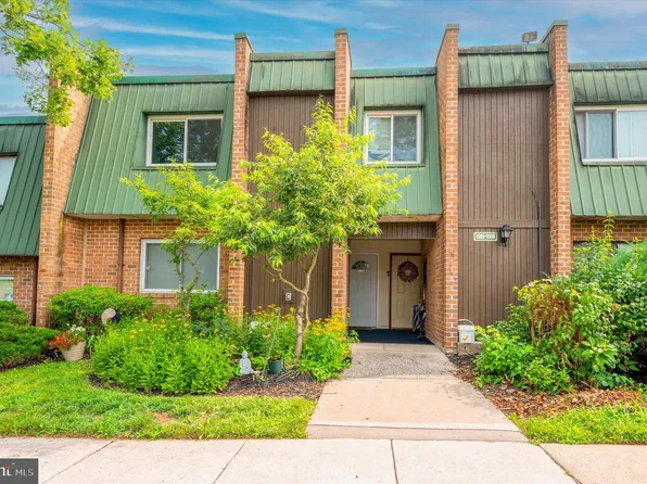 1508 Meadowview Ln #1508, Mont Clare, PA 19453