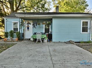 33 Bonaparte Dr, Toledo, OH 43615