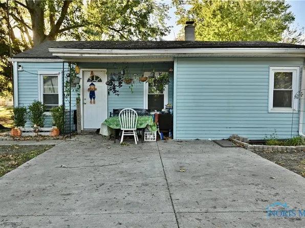 33 Bonaparte Dr, Toledo, OH 43615