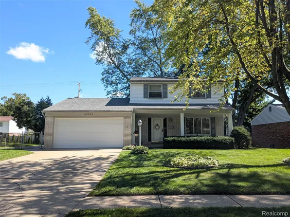 45860 Keding St, Utica, MI 48317