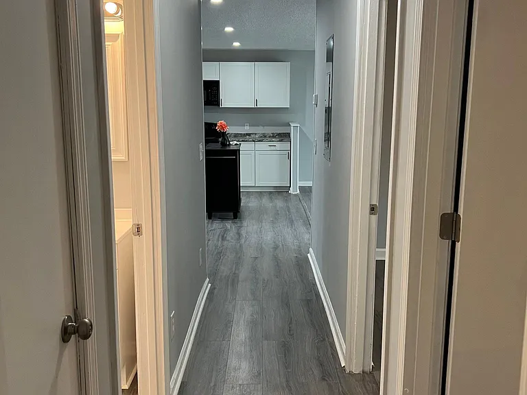 909 C St — Photo 18