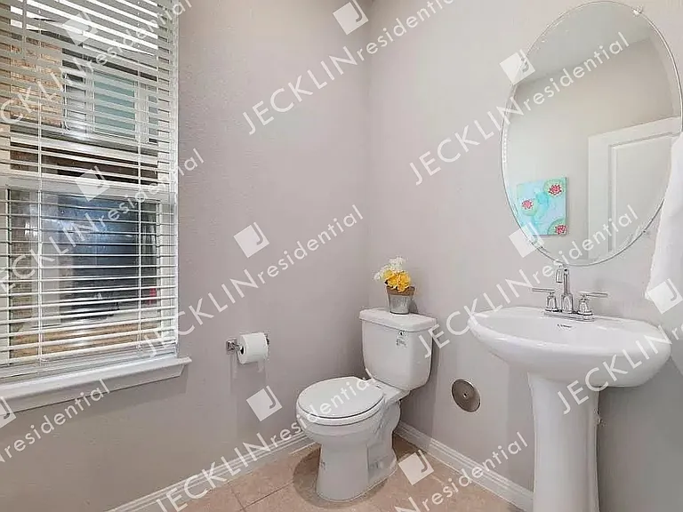 6015 Pleasanton Pkwy — Photo 16