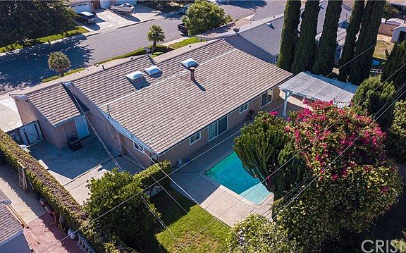 5th image of 2281 Marshall Ave