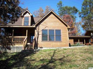 731 Oldham St, Pigeon Forge, TN 37863