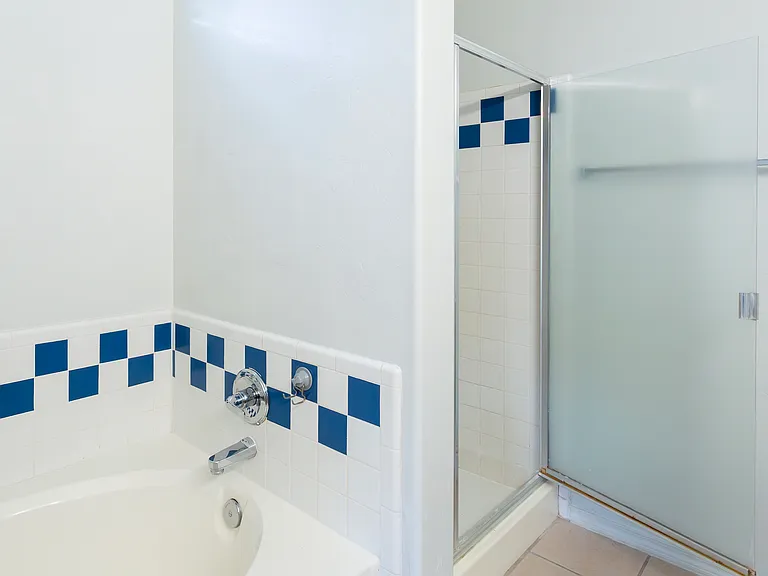 392 Falcon Ct — Photo 24