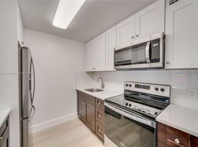 101 SW 132nd Way