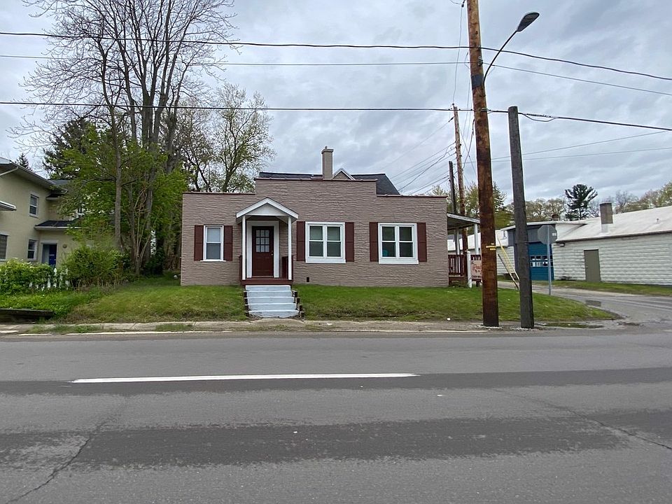 1st image of 225 E Buffalo St