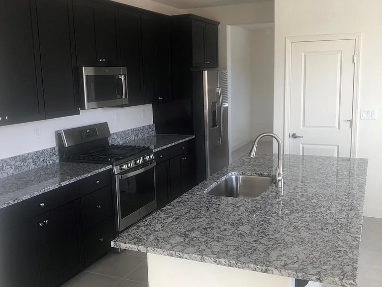 6020 Ditch Rider Rd — Photo 2