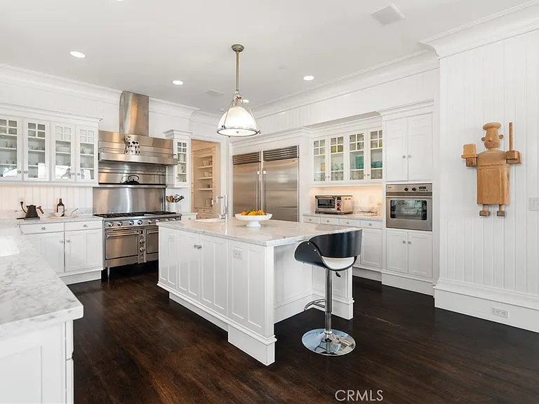 2411 Bayshore Dr — Photo 10