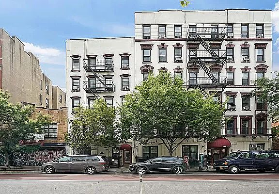 5th image of 167 Allen St APT 5A