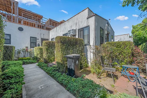 6000 Lexington Ave Photo 1