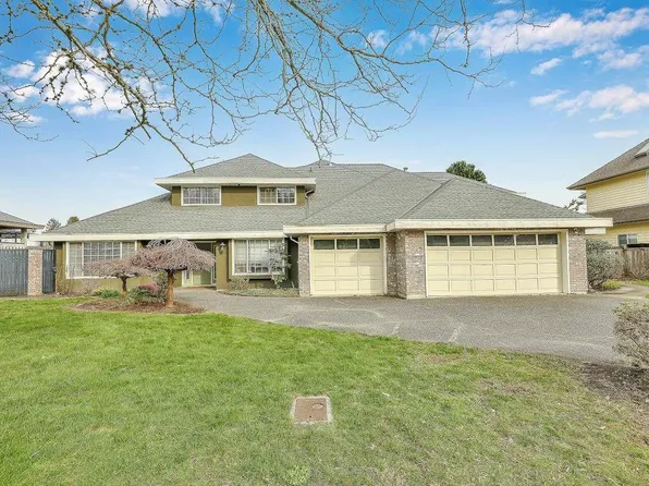 9312 163rd St, Surrey, BC V4N 3C9
