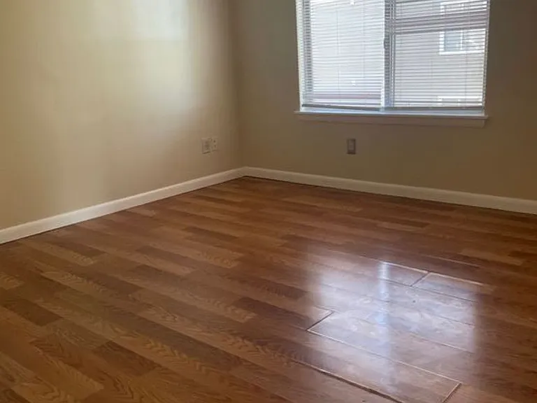1241 University Ct #203 — Photo 8