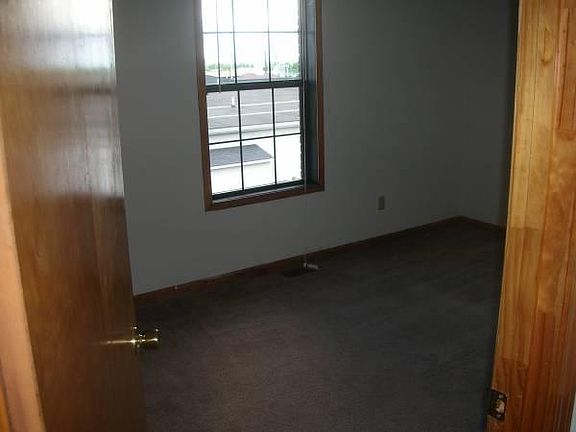 5th image of 424 Garden City Dr #2