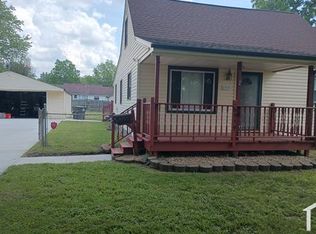 6919 Marvin St, Taylor, MI 48180