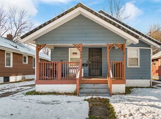 696 Merton Ave, Akron, OH 44306