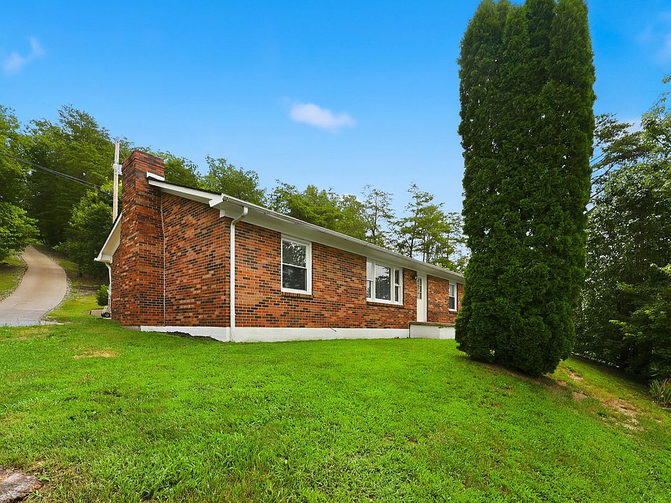 1st image of 104 Crouch Ln