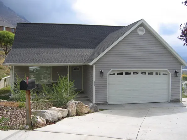 2086 Park St, Provo, UT 84606