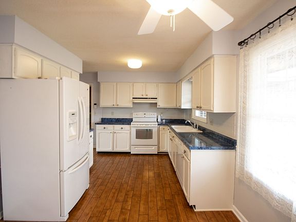 4th image of 4202 Faurot Dr