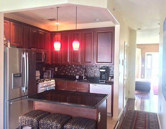 3rd image of 133 Meridian Blvd