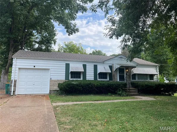 10436 Ewell Dr, Saint Louis, MO 63137