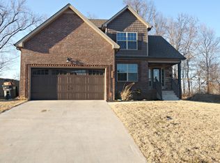 769 Banister Dr, Clarksville, TN 37042
