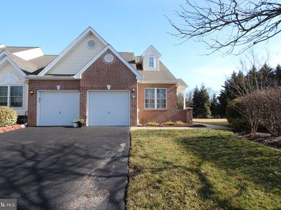 425 E Red Lion Dr, Bear, DE, 19701