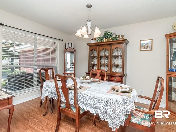 4th image of 5289 Mossberg Dr S