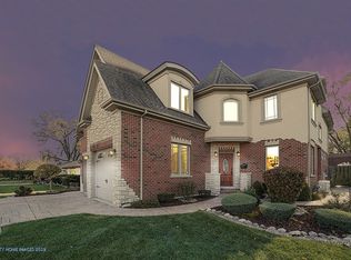 5029 W Oak Center Dr, Oak Lawn, IL 60453