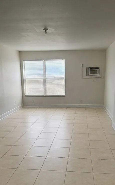 1 bed, 600 sqft, $1,550 — Photo 2