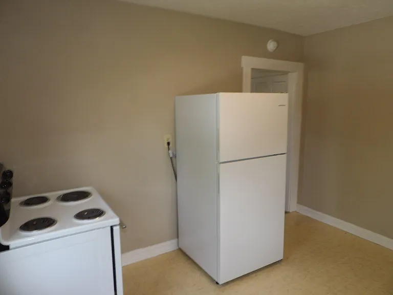 400 Noel Ave — Photo 27