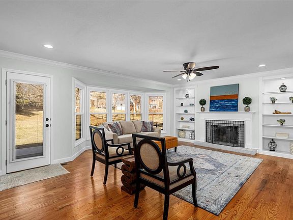 4th image of 1869 Buckington Dr