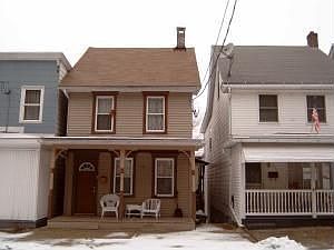 2nd image of 409 E Abbott St
