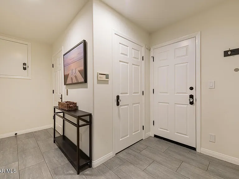 2491 Swanfield Ct — Photo 48