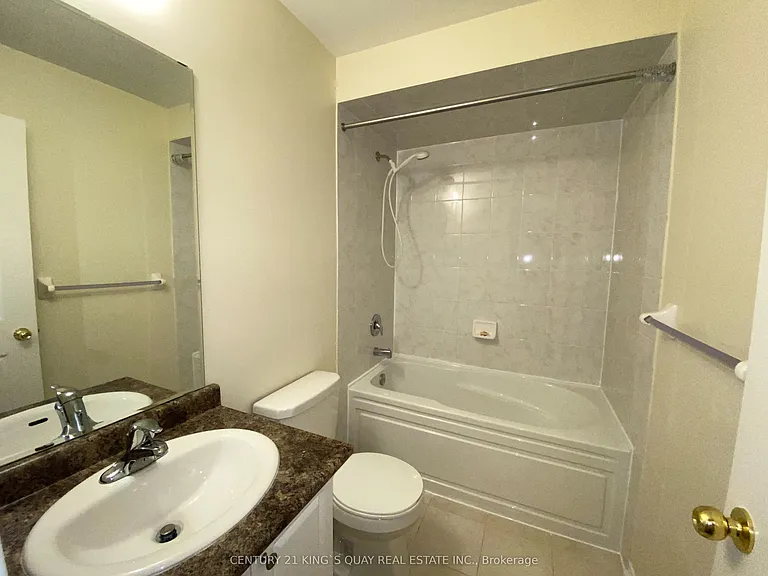 1102 Bur Oak Ave — Photo 15